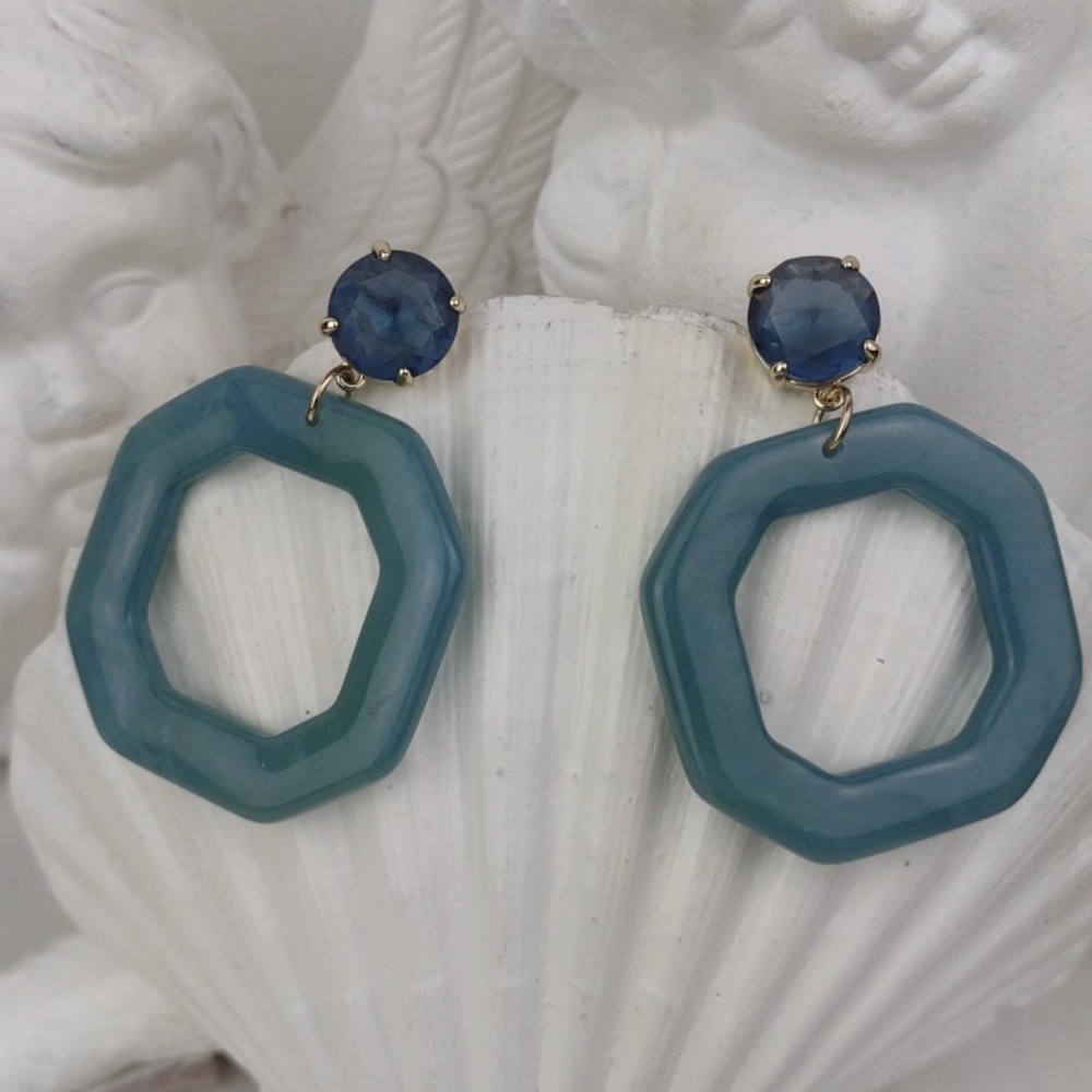 Teal Geometric Lucite Like Faceted Blue Gem Gorgeous Drop Earrings - Picture 5 of 8